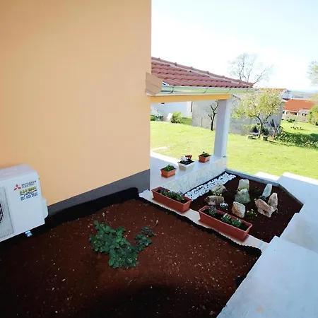 Anna Premium Mit Meerblick Und Garten * Porec